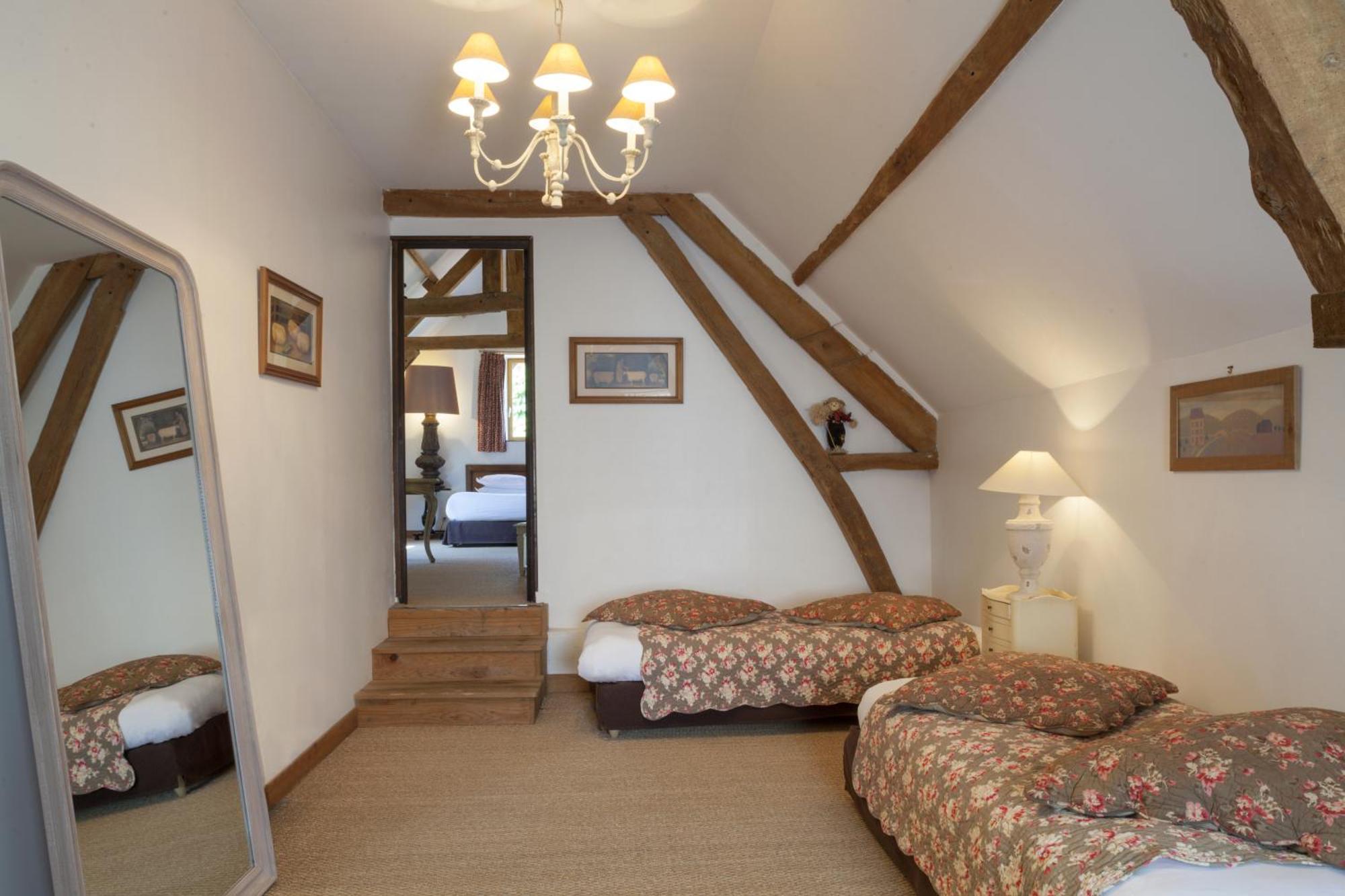 Logis La Ferme Du Vert Wierre-Effroy الغرفة الصورة